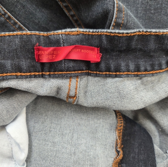 Bootcut Jeans - Picture 9 of 9